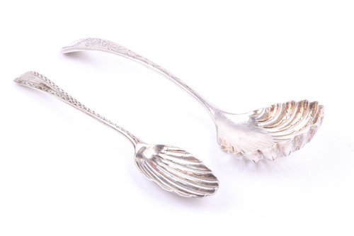 Lot 122 - A silver sifter spoon, dated Birmingham 1907,...