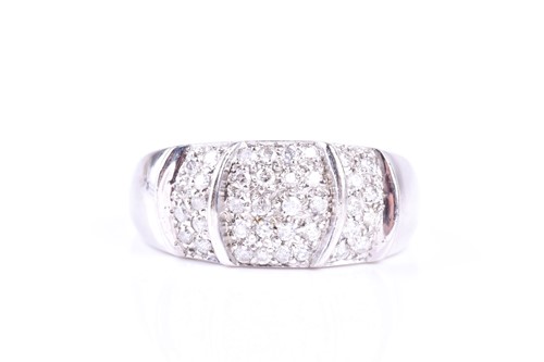 Lot 368 - A diamond set dress ring, the wide convex 9ct...