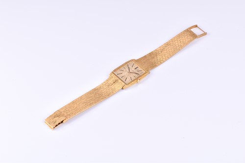 Lot 168 - An Audemars Piguet ref. 5228BA 18ct yellow...