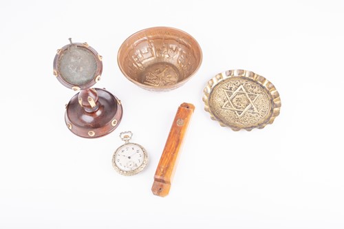 Lot 368 - Assorted Judaica items to include a late...