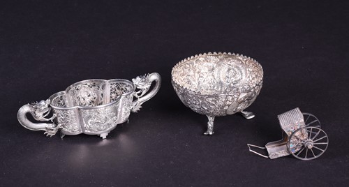 Lot 47 - A Chinese silver export small bowl with clear...