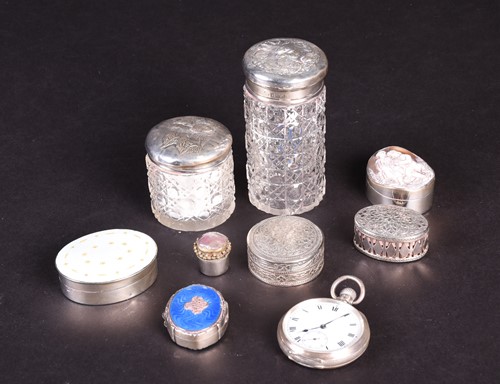 Lot 83 - A mixed group of small English and Continental...