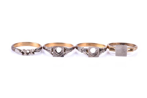 Lot 470 - A group of three yellow / gilt metal and white...