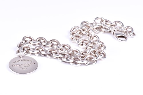 Lot 349 - A Tiffany neckace, the large belcher links...