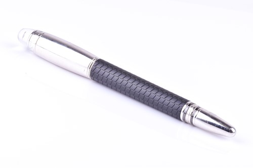 Lot 268 - A Montblanc Starwalker ballpoint pen, with...