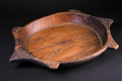 Lot 43 - An Indian carved wood tortoise shaped dough...