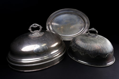 Lot 422 - A large Victorian silver plated cloche with...