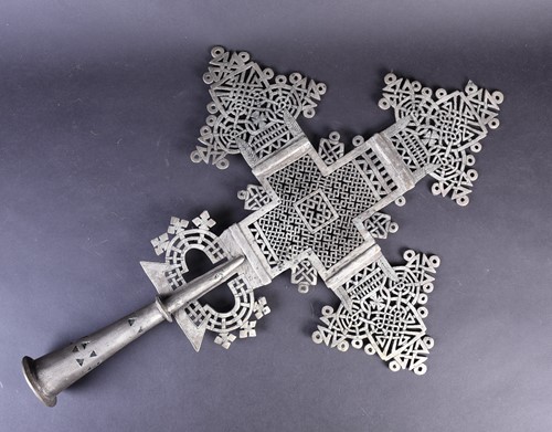 Lot 47 - A large Ethiopian plated bronze Coptic cross,...