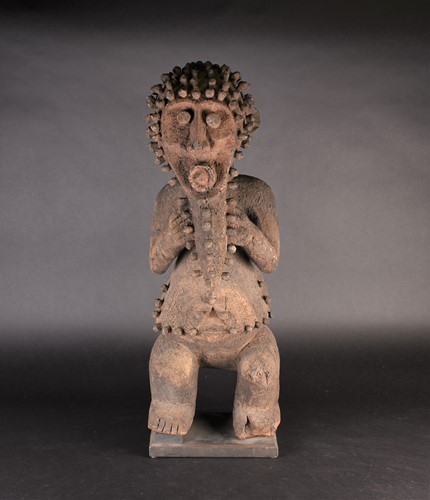 Lot 98 - A large Mambila standing figure, Tadep,...