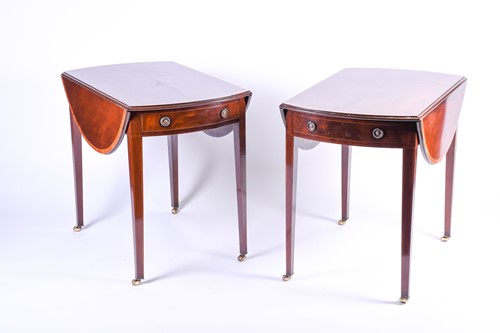Lot 121 - A pair of reproduction mahogany Pembroke...