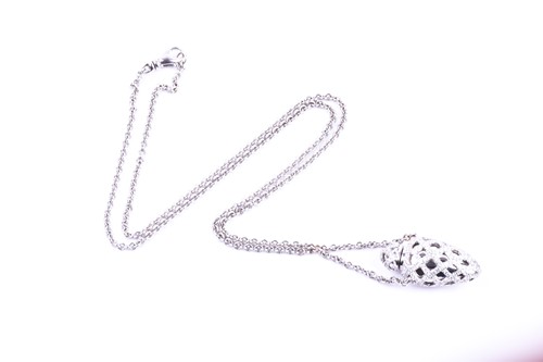 Lot 716 - An 18ct white gold and diamond Theo Fennell...