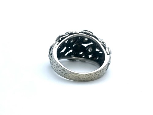Lot 112 - An unusual white metal and cubic zirconia...