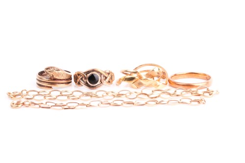 Lot 201 - A small collection of gold jewellery...