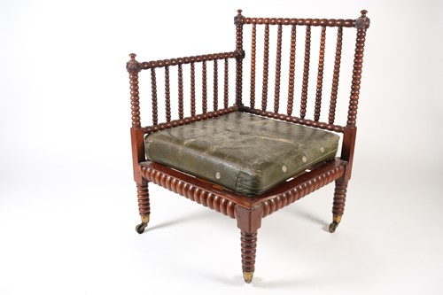 Lot 134 - A George IV / William IV turned yew wood...