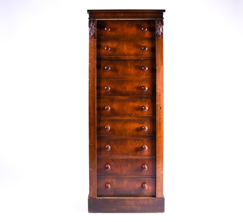 Lot 139 - A Victorian-style reproduction, mahogany...