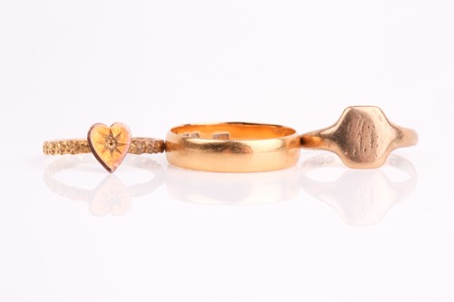 Lot 4 - A 22ct yellow gold band ring, together with a...