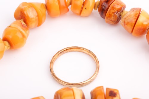 Lot 141 - A yellow metal and citrine bar brooch,...