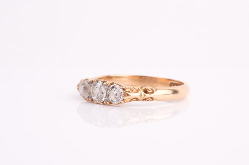 Lot 92 - A late Victorian three stone diamond half hoop...