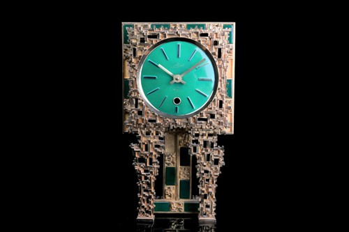 Lot 418 - An Italian Modernist style desk clock, with...