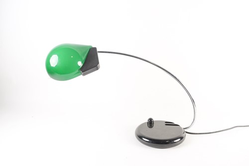 Lot 369 - A modern Italian desk lamp, with curved chrome...