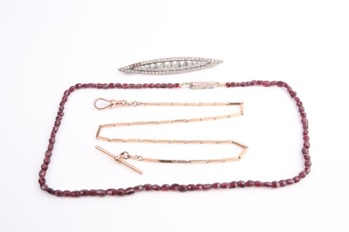 Lot 83 - A 9ct yellow gold watch chain, with...