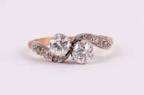 Lot 199 - An early to mid 20th century 18ct yellow gold...