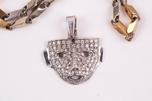 Lot 98 - A white and yellow metal shaped-link necklace,...