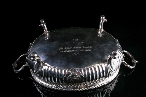 Lot 532 - A pair of mid 18th century Irish silver soup...