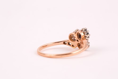 Lot 80 - An early 20th century diamond and sapphire...