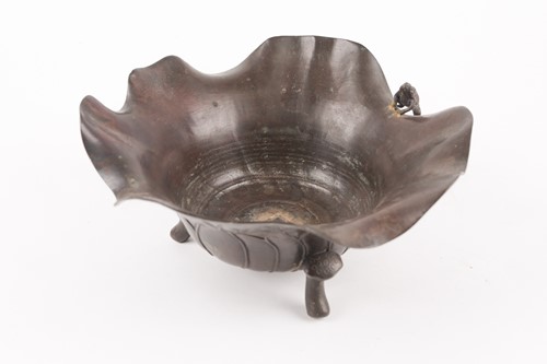 Lot 158 - A Japanese bronze planter, late Meiji/early...