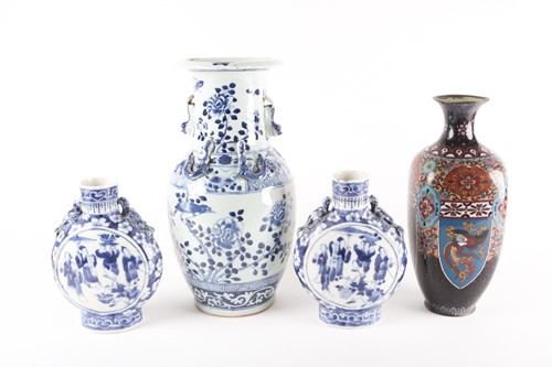 Lot 9 - A Chinese,Qing dynasty blue and white...