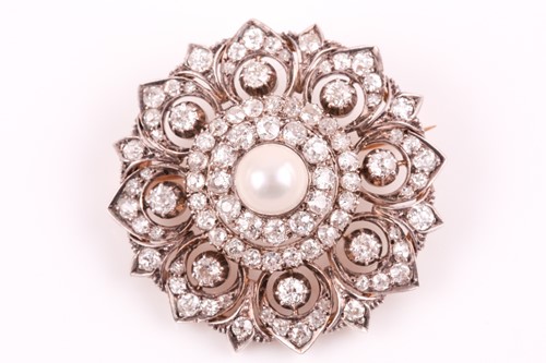 Lot 311 - A late 19th / early 20th century diamond and...
