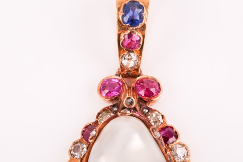 Lot 223 - A fine yellow metal, natural saltwater pearl,...
