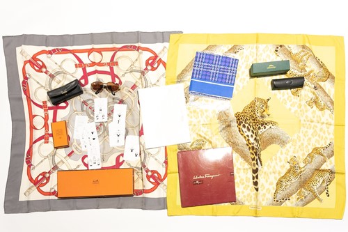 Lot 419 - A Hermes 'Eperon D'Or' silk scarve, in...