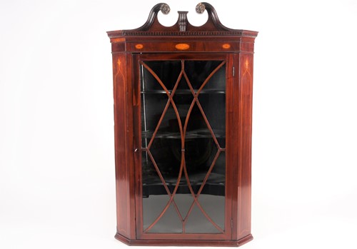 Lot 247 - A George III mahogany and boxwood strung...