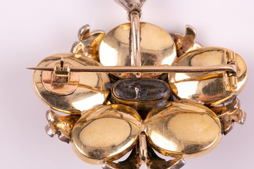 Lot 297 - A late Georgian / early Victorian pendant, set...