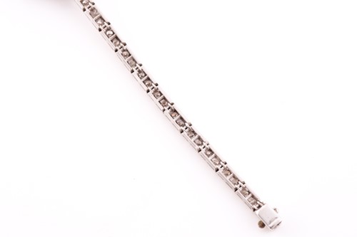 Lot 524 - Girard Perregaux. A lady's diamond cocktail...
