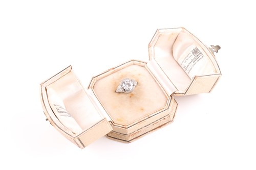 Lot 139 - A diamond cluster ring; the principal old...