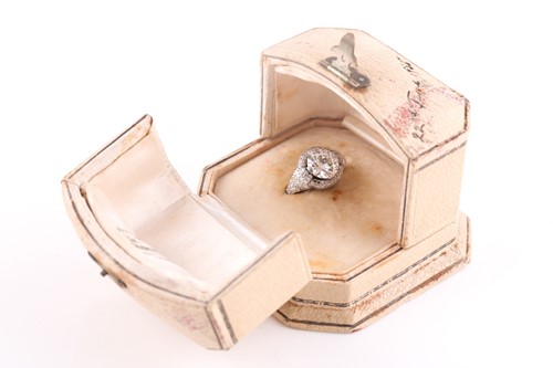 Lot 139 - A diamond cluster ring; the principal old...