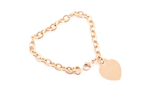 Lot 190 - Tiffany & Co. An 18ct yellow gold bracelet,...