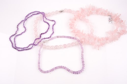Lot 69 - A rose quartz beaded necklace, the beads...