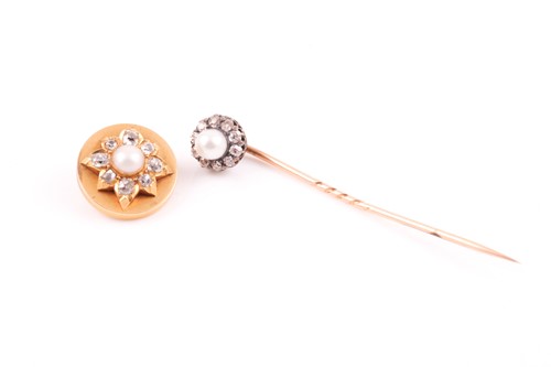 Lot 241 - A late Victorian pearl and diamond cluster...