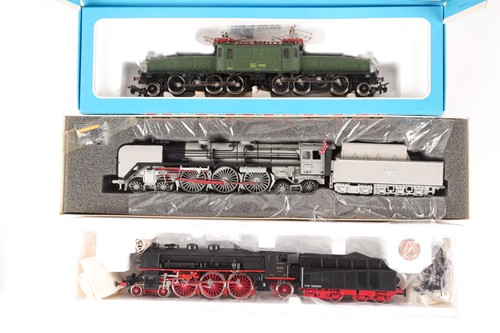 Lot 247 - Two boxed Liliput HO Model Railways (Austria)...
