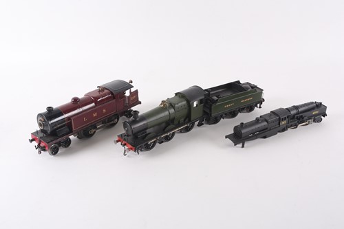 Lot 256 - A Hornby 0 gauge clockwork 4-4-2 Tank Engine...