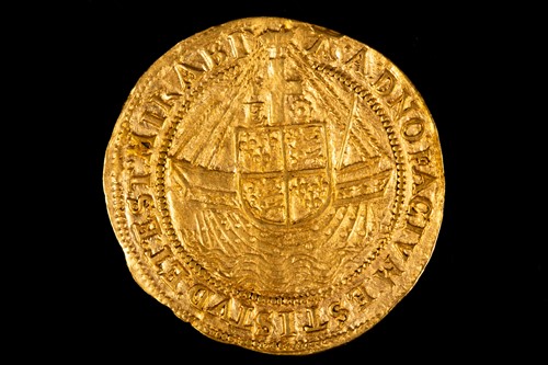Lot 311 - British coins, Elizabeth I, Angel, sixth issue,...