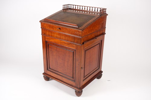 Lot 202 - In the manner of Gillows of Lancaster, a...