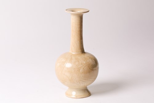 Lot 96 - A Chinese dragon vase, Song/Yuan dynasty, with...
