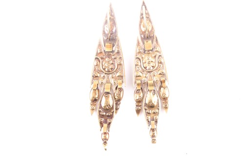 Lot 335 - A pair of 18/19th century Catalan emerald...