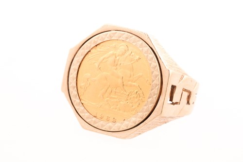 Lot 191 - An Elizabeth II 1982 half sovereign ring, set...