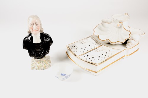 Lot 218 - A Ralph Wood style Staffordshire bust of The...